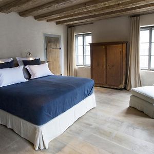 Townhouse Weisses Kreuz Boutiquehotel